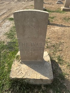 BAGHDAD (NORTH GATE) WAR CEMETERY - HUGGETT, E R